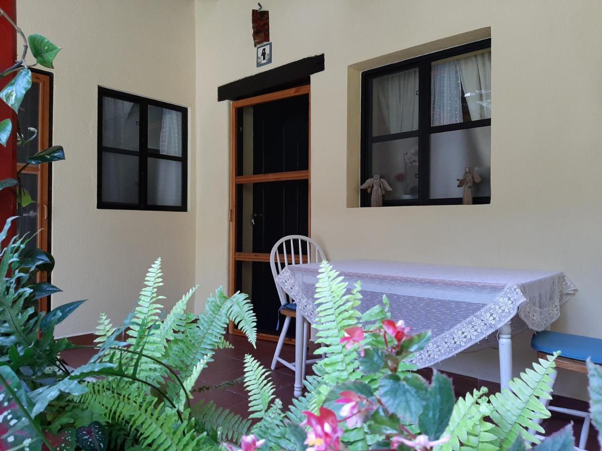 Villas Jabel Tinamit Panajachel Exterior photo